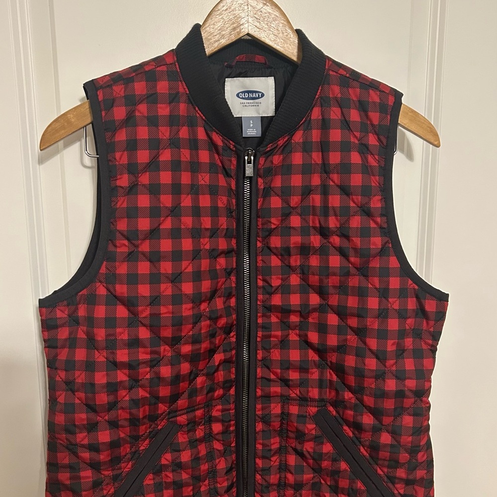 Old Navy Red and Black Plaid Vest